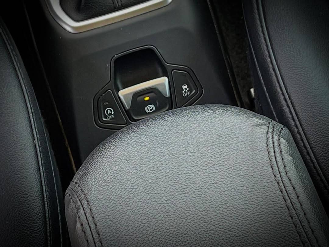 Jeep Renegade - Miniatura 4