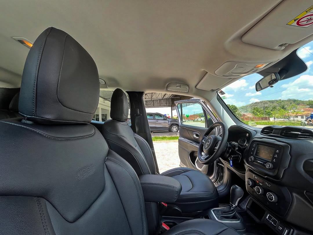 Jeep Renegade - Miniatura 10