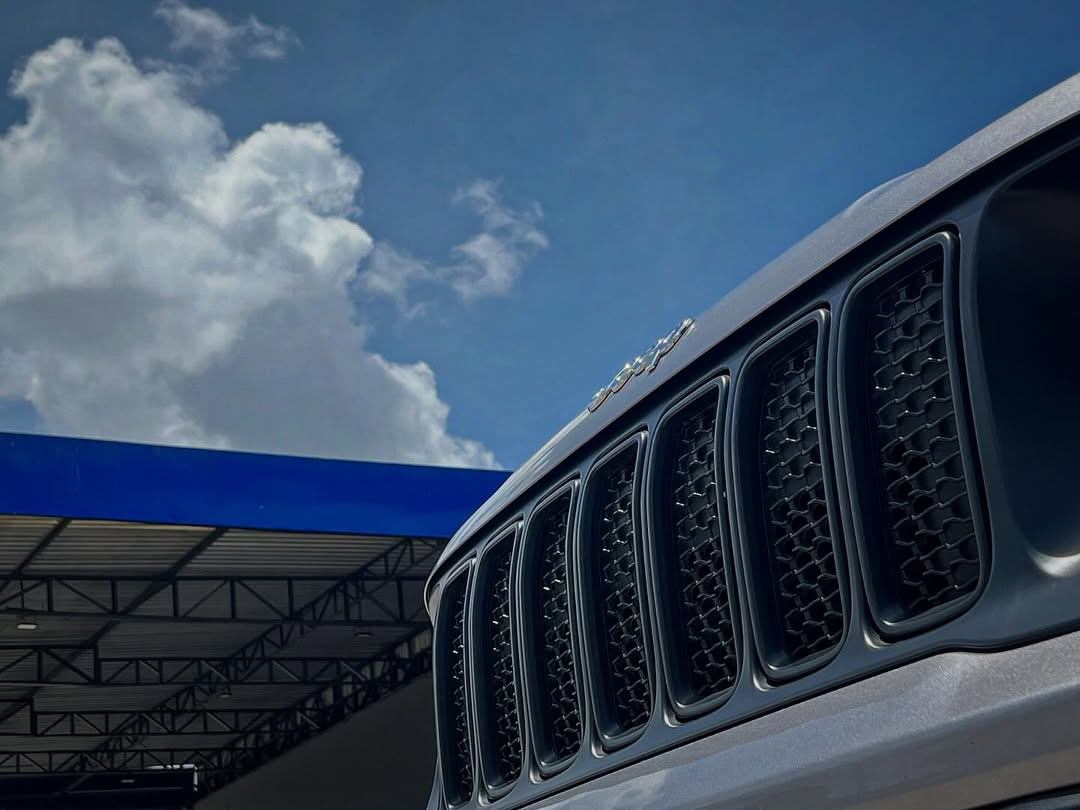 Jeep Renegade - Miniatura 12