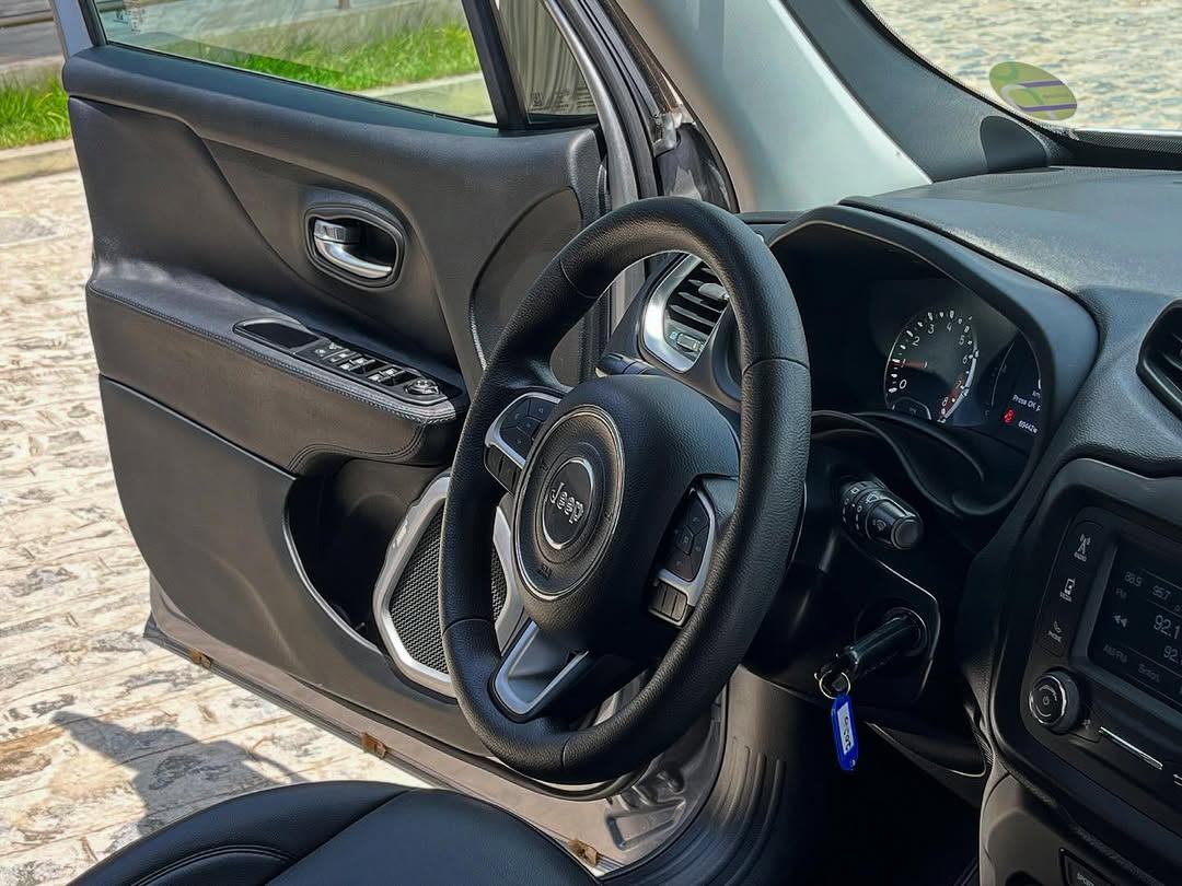 Jeep Renegade - Miniatura 15