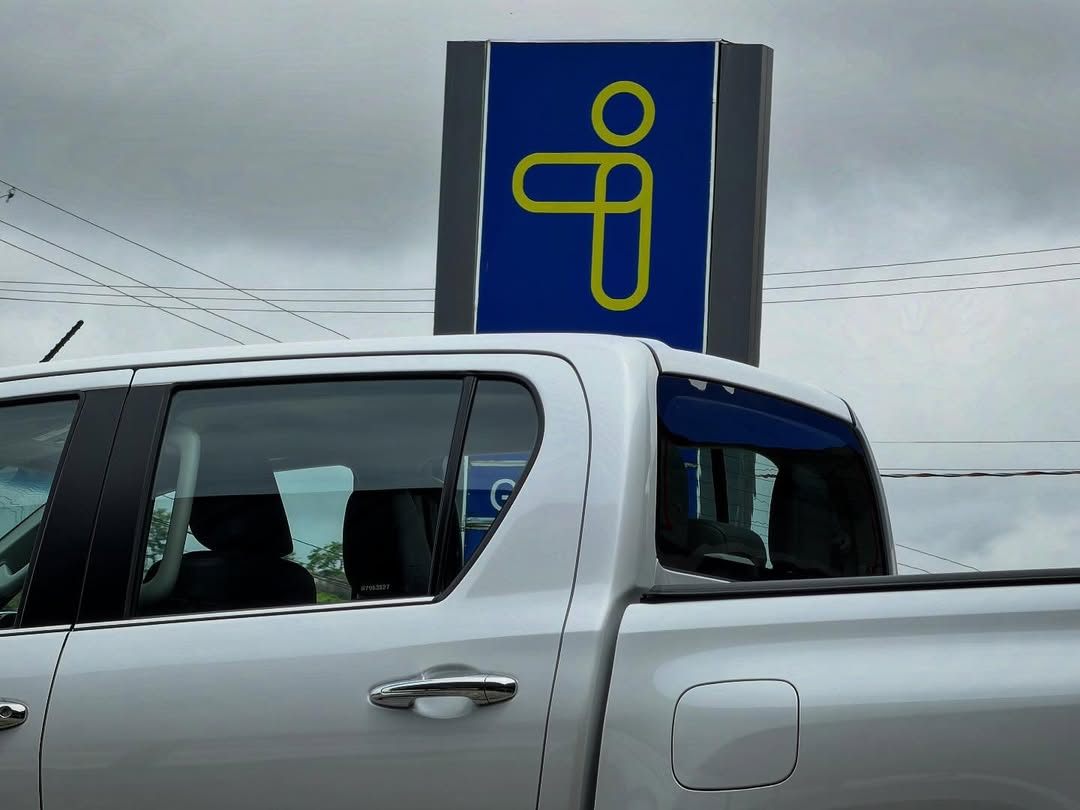 Toyota Hilux - Miniatura 17