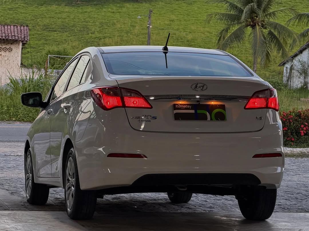 Hyundai HB20S - Miniatura 10