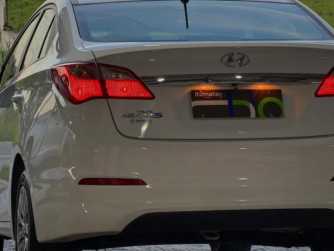 Hyundai HB20S - Miniatura 11
