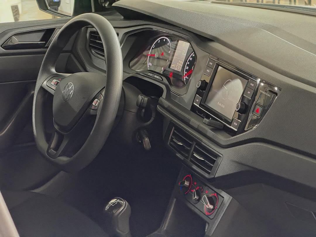 VW - VolksWagen Polo - Miniatura 3