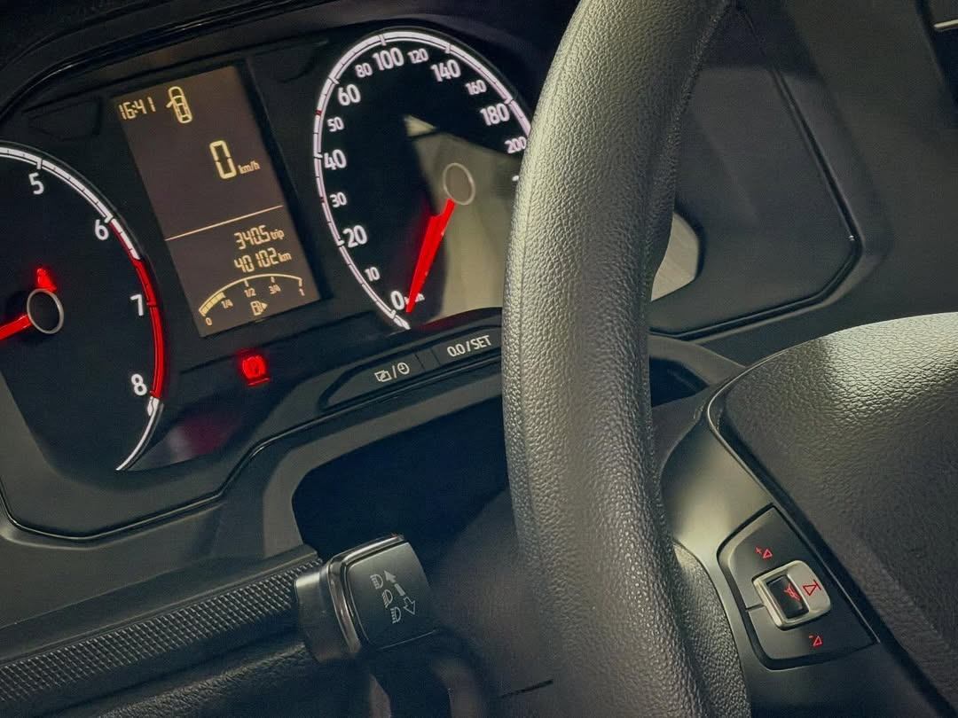 VW - VolksWagen Polo - Miniatura 4