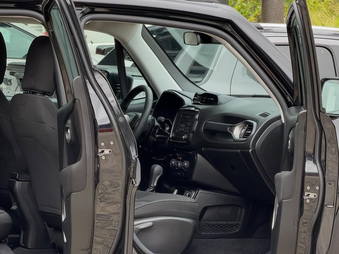 Jeep Renegade - Miniatura 3