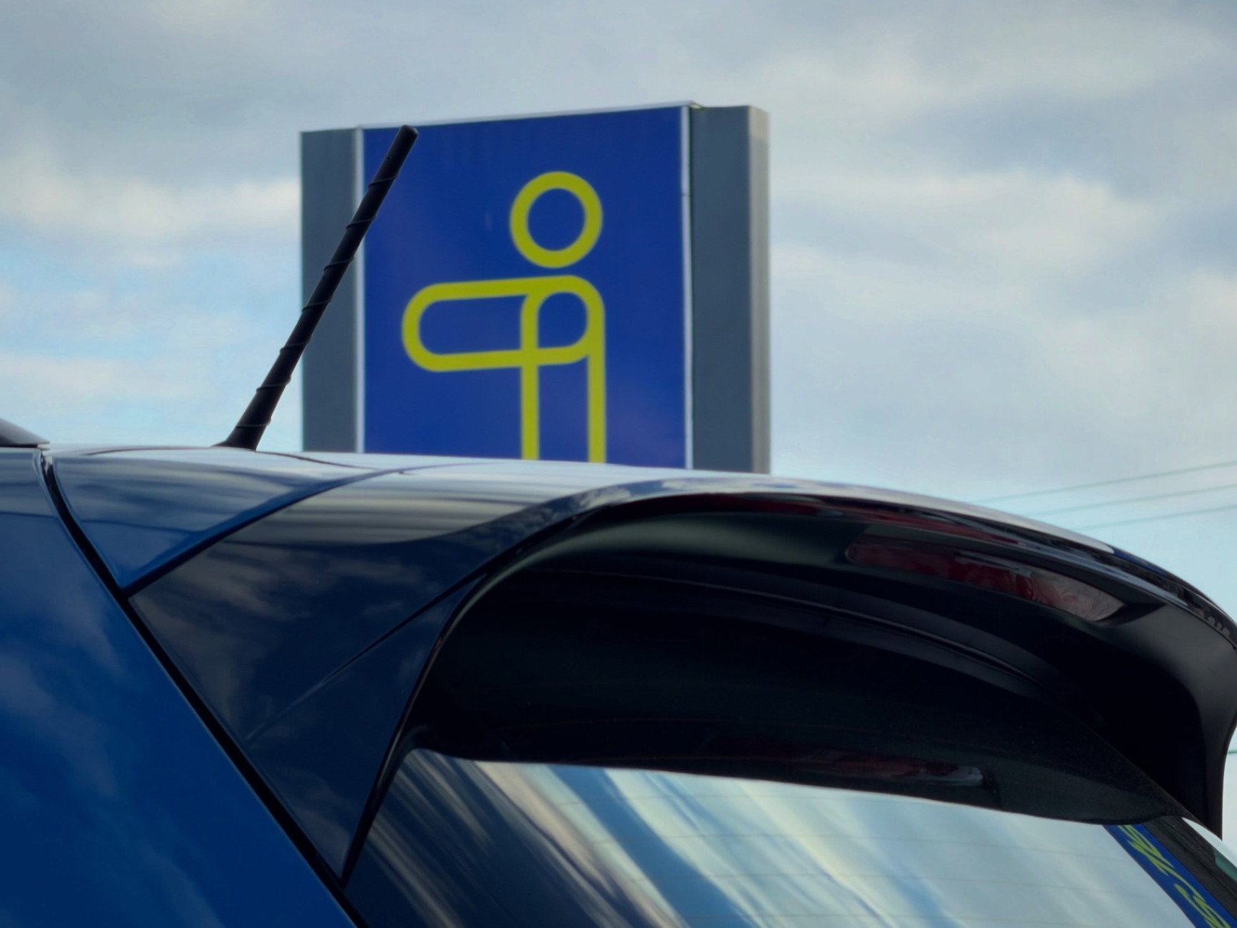 VW - VolksWagen T-Cross - Miniatura 9