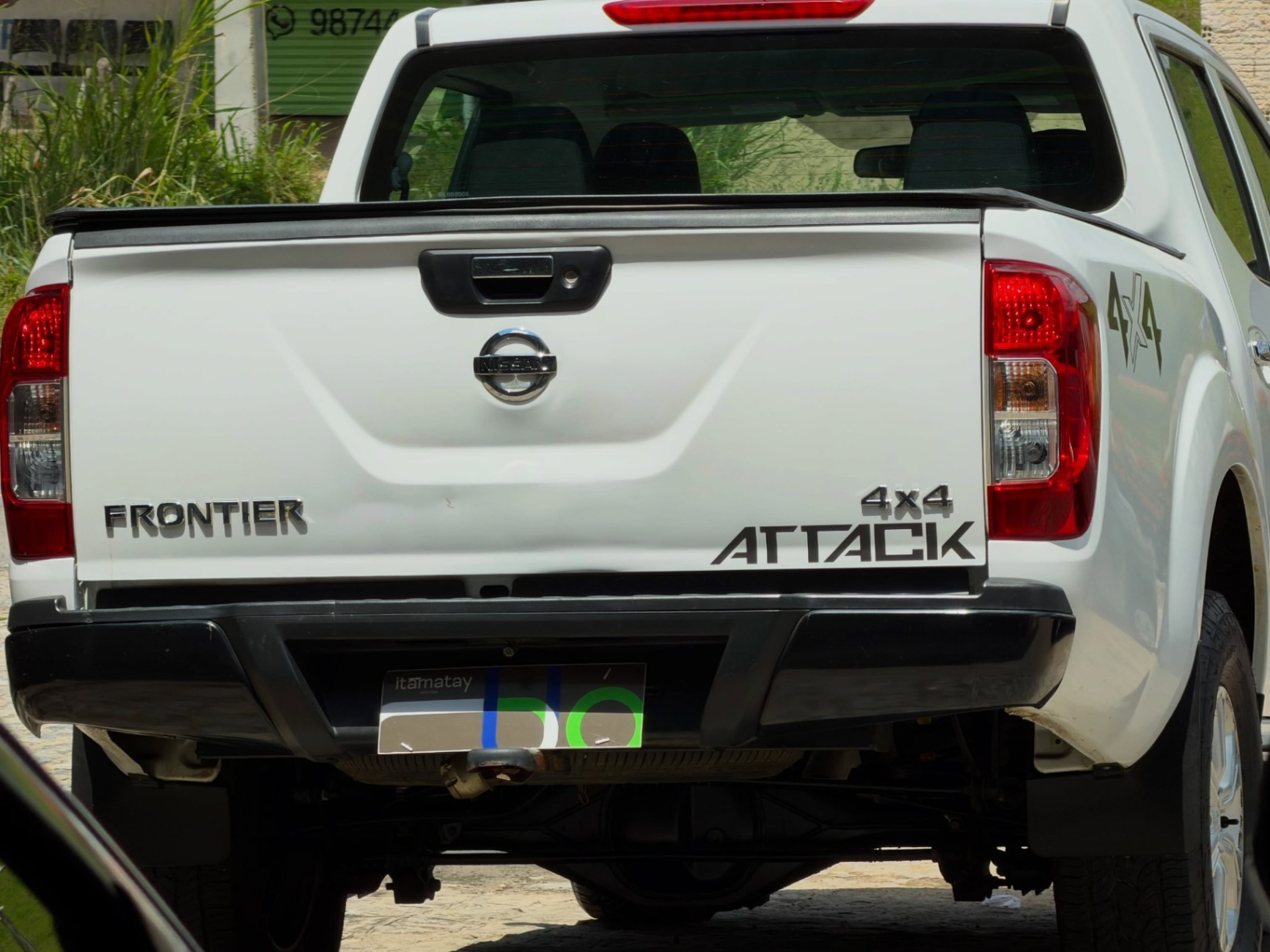 Nissan Frontier - Miniatura 6