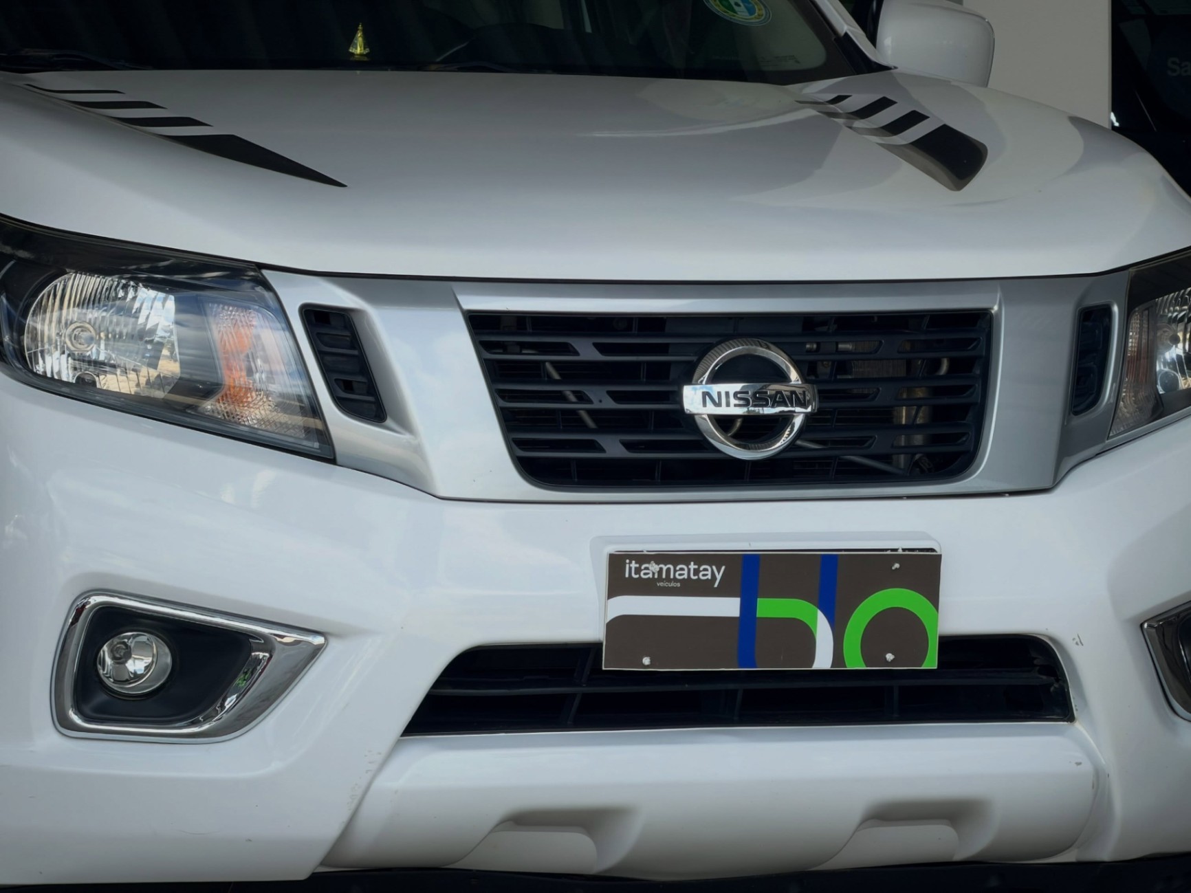 Nissan Frontier - Miniatura 12